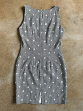 Load image into Gallery viewer, 90s Vintage Donna Ricco Gingham Floral Embroidered Sheath Dress (M)