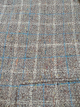 Load image into Gallery viewer, 70s Vintage Neutral Blue Plaid Tweed Sport Coat (M/L)