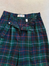 Load image into Gallery viewer, Vintage Tartan Plaid Pleat-Front Cuffed Shorts (W29")