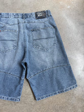 Load image into Gallery viewer, Y2K Thirty Below Faded Baggy Jean Shorts (W36)