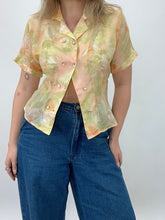 Load image into Gallery viewer, Vintage Sheer Floral Short Sleeve Blouse (M)