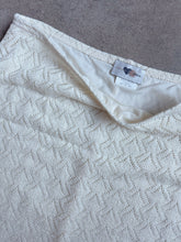 Load image into Gallery viewer, Y2K Cream Crochet Skirt (L)