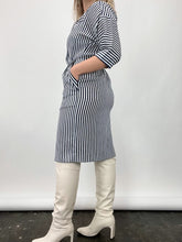 Load image into Gallery viewer, 80s Vintage Leslie Fay Navy Stripe Shirt Dress (S/M)