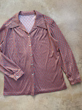 Load image into Gallery viewer, Vintage Pink Paisley Silky Button-Up Shirt (L)