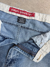 Load image into Gallery viewer, Y2K Thirty Below Faded Baggy Jean Shorts (W36)