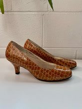 Load image into Gallery viewer, Vintage Ros Hommerson Patent Leather Croc Pumps (US 7.5)