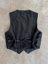 Load image into Gallery viewer, Vintage Boutique Europa Black Leather Vest (L)