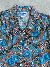Load image into Gallery viewer, Vintage Paisley Floral Button-Up Blouse (L)