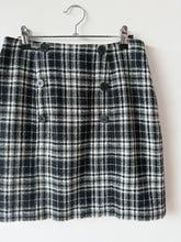 Load image into Gallery viewer, 90s Vintage Morgan Taylor Plaid Button-Front Wool Mini Skirt (W28")