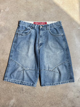 Load image into Gallery viewer, Y2K Thirty Below Faded Baggy Jean Shorts (W36)