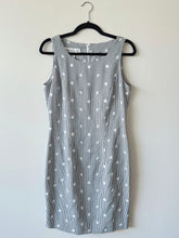 Load image into Gallery viewer, 90s Vintage Donna Ricco Gingham Floral Embroidered Sheath Dress (M)