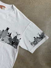 Load image into Gallery viewer, 90s Vintage Aboriginal Australian Animal Art Graphic Tee (XL)