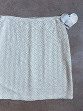 Load image into Gallery viewer, Y2K Cream Crochet Skirt (L)