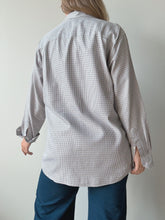 Load image into Gallery viewer, Nordstrom Neutral Houndstooth Cotton Button Down Shirt (S)