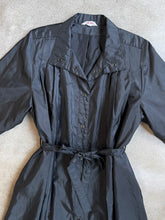 Load image into Gallery viewer, 80s Vintage Braefair Black Lightweight Trench Rain Coat (L)