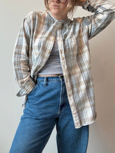 Load image into Gallery viewer, 90s Vintage Muted Plaid Grandad Collar Cotton Shirt (M)