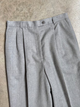 Load image into Gallery viewer, 90s Vintage Talbots Grey Wool Pleated Trousers (W28")