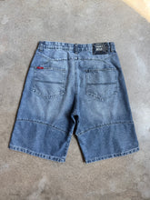 Load image into Gallery viewer, Y2K Thirty Below Faded Baggy Jean Shorts (W36)