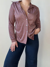 Load image into Gallery viewer, Vintage Pink Paisley Silky Button-Up Shirt (L)