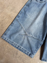 Load image into Gallery viewer, Y2K Thirty Below Faded Baggy Jean Shorts (W36)