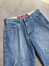Load image into Gallery viewer, Y2K Thirty Below Faded Baggy Jean Shorts (W36)