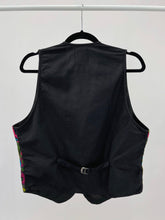 Load image into Gallery viewer, Vintage Funky Printed Vest (S)
