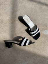 Load image into Gallery viewer, Vintage Black &amp; White Striped Leather Heeled Sandals (US 6)
