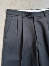 Load image into Gallery viewer, 80s Vintage Gino Rossi Pinstripe Pleat Front Wide Crop Trousers (Waist 34”)
