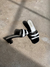 Load image into Gallery viewer, Vintage Black &amp; White Striped Leather Heeled Sandals (US 6)

