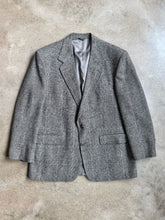 Load image into Gallery viewer, 80s Vintage Roundtree &amp; Yorke Glen Plaid Camel Hair Sport Coat (44)
