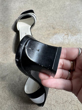 Load image into Gallery viewer, Vintage Black &amp; White Striped Leather Heeled Sandals (US 6)
