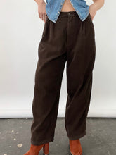 Load image into Gallery viewer, 90s Brown Corduroy Trousers (W38&quot;)

