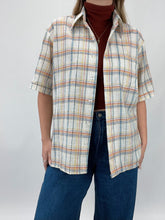 Load image into Gallery viewer, Vintage Plaid Short Sleeve Linen Shirt (L)
