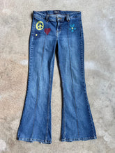 Load image into Gallery viewer, Y2K L.E.I. Painted Low-Rise Split Hem Flare Jeans (S)
