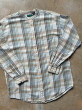 Load image into Gallery viewer, 90s Vintage Muted Plaid Grandad Collar Cotton Shirt (M)
