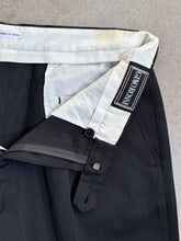 Load image into Gallery viewer, 80s Vintage Gino Rossi Pinstripe Pleat Front Wide Crop Trousers (Waist 34”)
