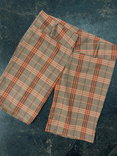Load image into Gallery viewer, Y2K Low Rise Plaid Bermuda Shorts (M)
