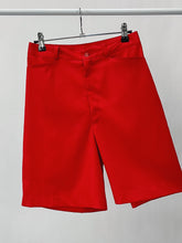 Load image into Gallery viewer, 90s Red High Waisted Shorts (W26&quot;)
