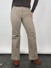 Load image into Gallery viewer, Brown Stripe Low Rise Bootcut Pants (M)
