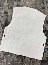 Load image into Gallery viewer, Eddie Bauer Corduroy Cargo Vest (M)
