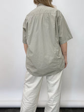 Load image into Gallery viewer, 90s Khaki Short Sleeve Utility Shirt (M)
