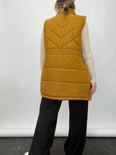Load image into Gallery viewer, Longline Hooded Puffer Vest  (L)
