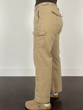 Load image into Gallery viewer, Khaki Cargo Pants (W36&quot;)
