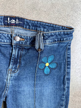 Load image into Gallery viewer, Y2K L.E.I. Painted Low-Rise Split Hem Flare Jeans (S)
