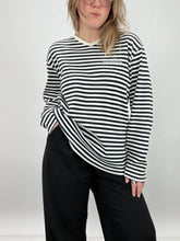 Load image into Gallery viewer, Y2K Polo Jeans Co. Striped Long Sleeve Tee (L)

