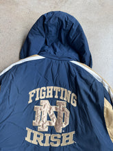Load image into Gallery viewer, 90s Vintage Starter Notre Dame Zip-Up Nylon Puffer Jacket (L)
