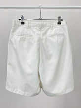 Load image into Gallery viewer, Vintage White Pleated Shorts (W30&quot;)
