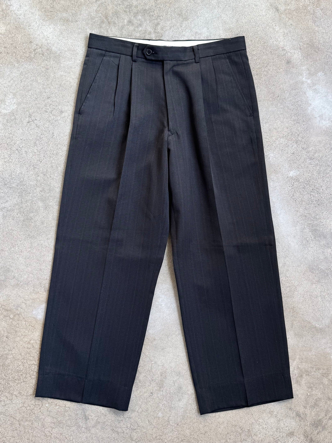 80s Vintage Gino Rossi Pinstripe Pleat Front Wide Crop Trousers (Waist 34”)