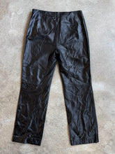 Load image into Gallery viewer, 2000s Apt. 9 Black Lambskin Leather Mid-Rise Pants (S/M)
