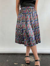 Load image into Gallery viewer, 80&#39;s Multi Pattern Satin Pleated Skirt (W30&quot;)
